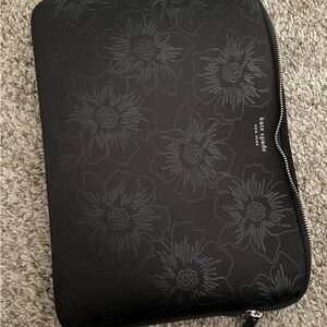 Kate Spade New York Puffer Universal Laptop Sleeve for 13”/14” Hollyhock Floral
